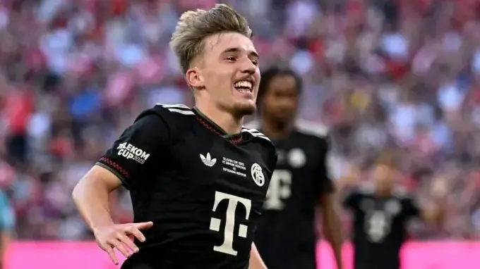 Bayern Munich lên kế hoạch giữ chân thần đồng của CLB